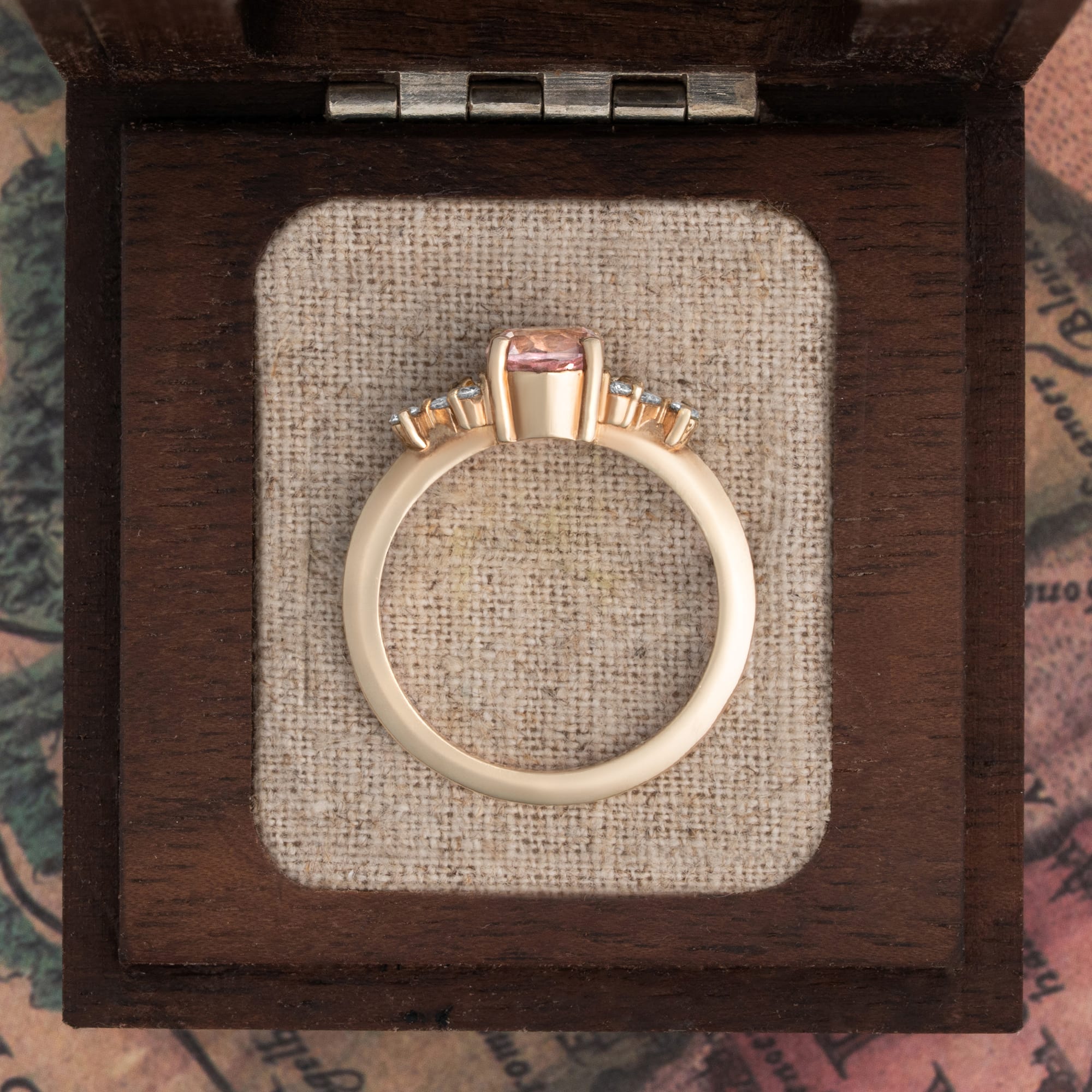 Champagne sapphire and diamond ring — 3