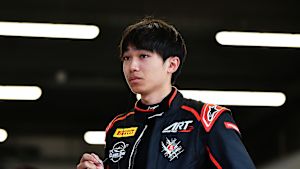 Convenience stores Shibuya crossing and skiing in the north Kanato Les Hometown Tour