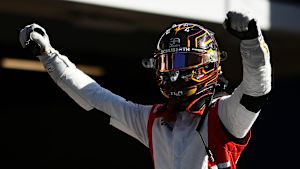 FEATURE RACE Nael takes dominant lights-to-flag victory in Barcelona