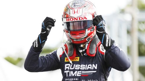 Makino powers to magical Monza Feature Race victory