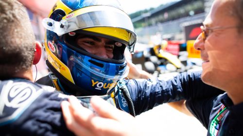 Sette Câmara secures first win of 2019