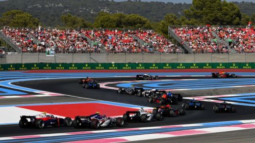 HIGHLIGHTS Lawson puts brave moves on to win Sprint Race