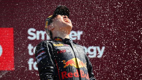 FEATURE RACE Iwasa holds his nerve to seal masterful maiden victory 