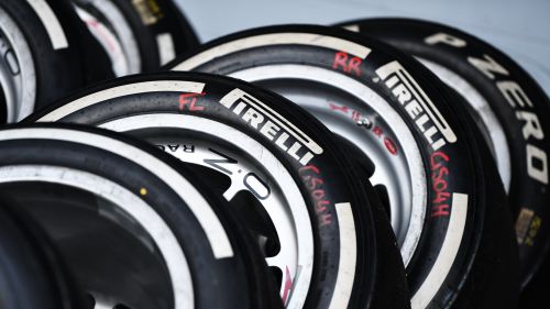 Pirelli to remain as tyre supplier to Formula 2 and Formula 3 until 2027