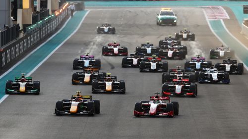 HIGHLIGHTS Vesti takes title fight to final day with Sprint win