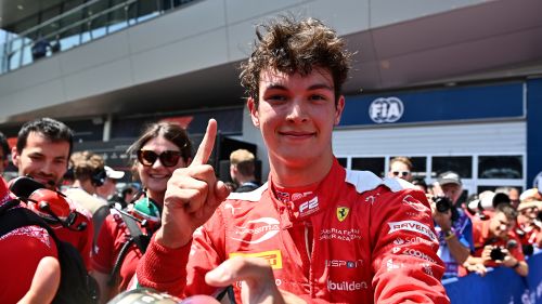 SPRINT RACE Bearman holds off Martí to take victory in Spielberg