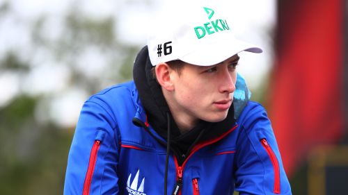 Schumacher unplugged his radio in frustration after Race 1 mistake