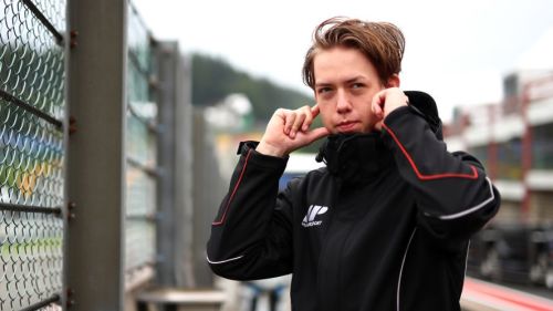 Van der Helm receives five-second time penalty after Race 3