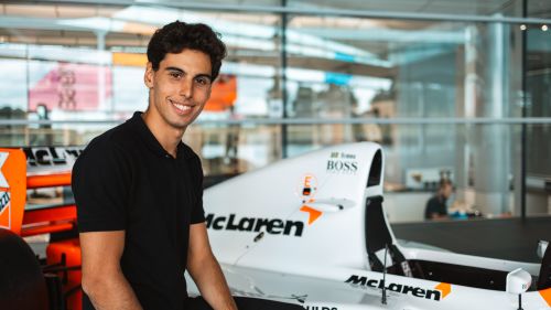 Gabriel Bortoleto signs with McLaren Driver Development Programme