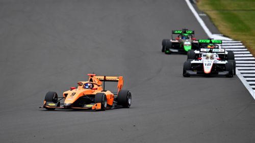 Dunne handed post Silverstone Feature Race penalty