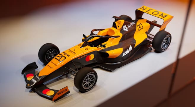 FIRST LOOK McLaren unveil Ella Lloyd and Ella Stevens 2026 F1 ACADEMY liveries