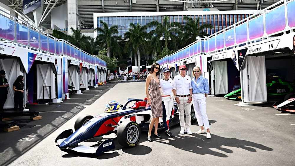 Martí got the chance to catch up with Tommy Hilfiger and special guest Kendall Jenner in Miami alongside F1 ACADEMY Managing Director Susie Wolff