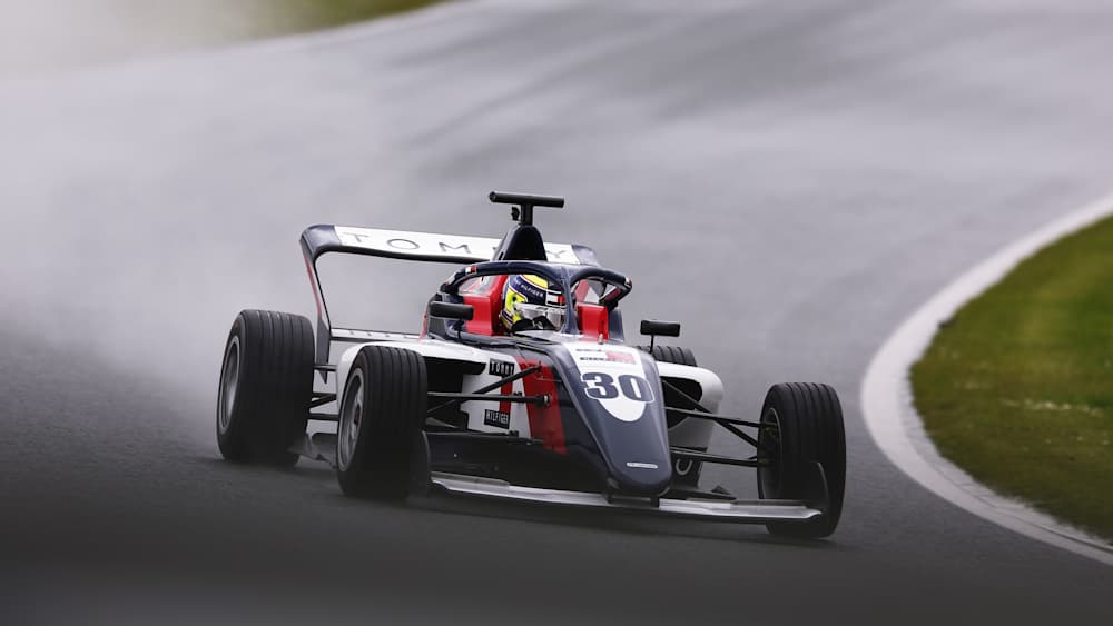 Martí was the only driver other than Pulling to top a session during the Zandvoort test
