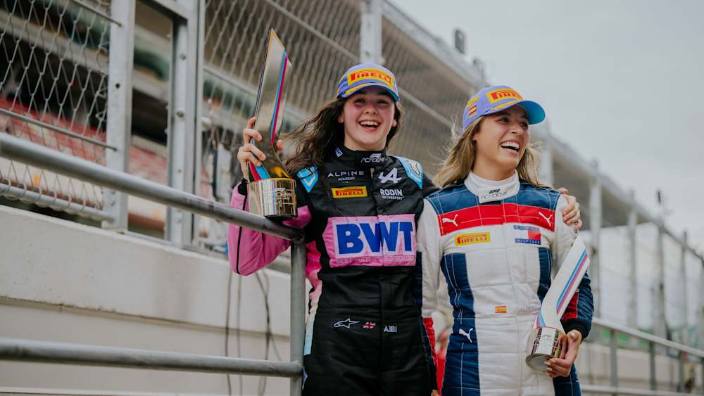 Pulling is a very familiar face for Martí as shes raced against the Brit four years in a row