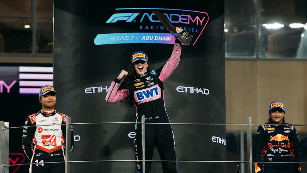 Pulling wrestled the lead away from Chambers to claim her ninth win in the #9 car