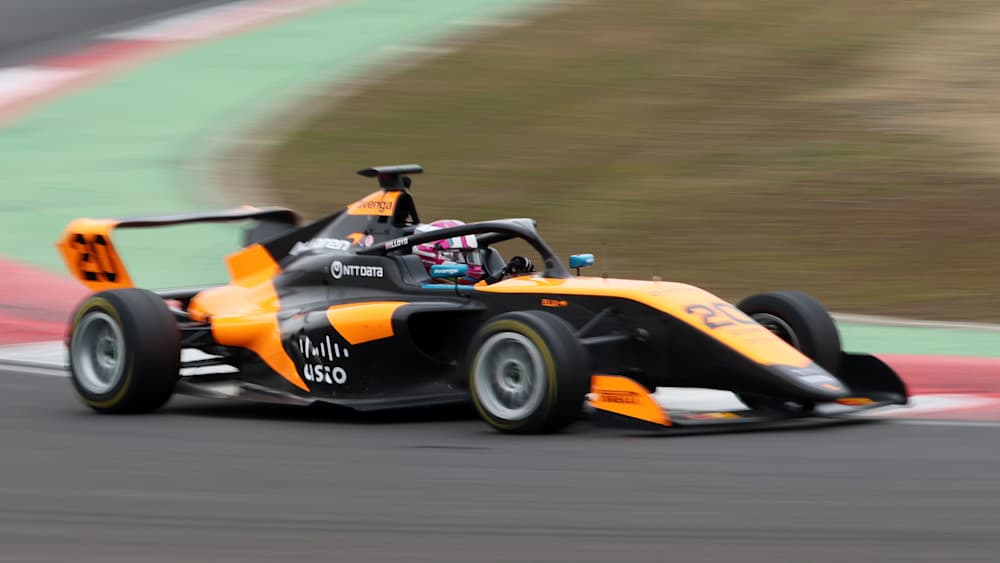 Lloyd finished P9 and P7 in her first two F1 ACADEMY races last year