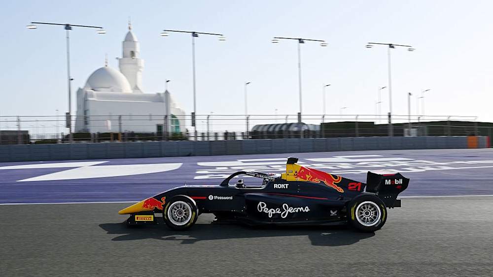 Palmowski set the pace in Day 2s opening session during Jeddah testing