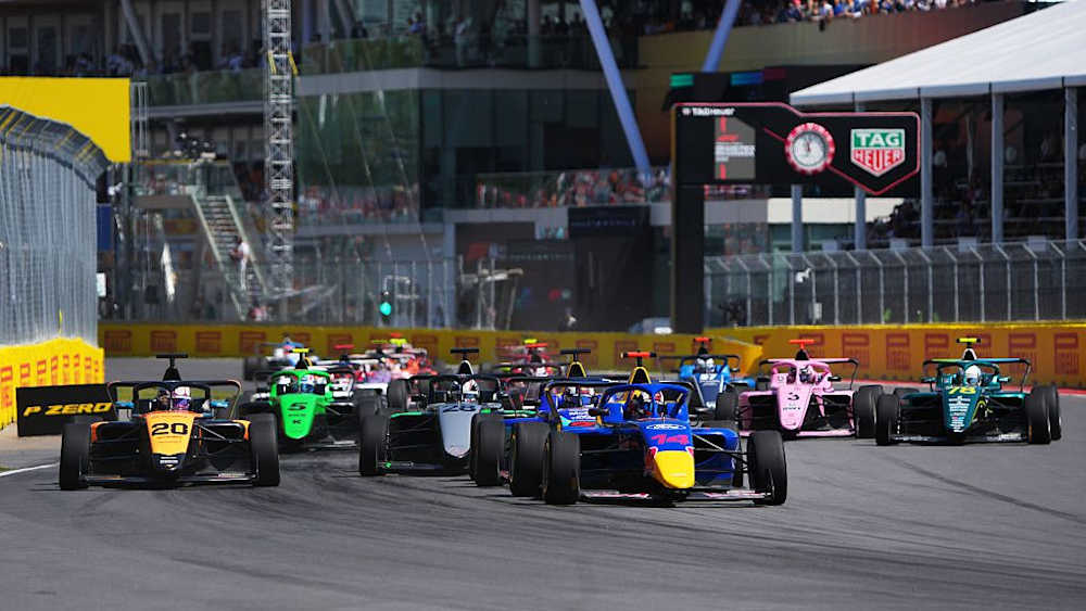 Chambers pulled off a solid start to keep the pack at bay off the line