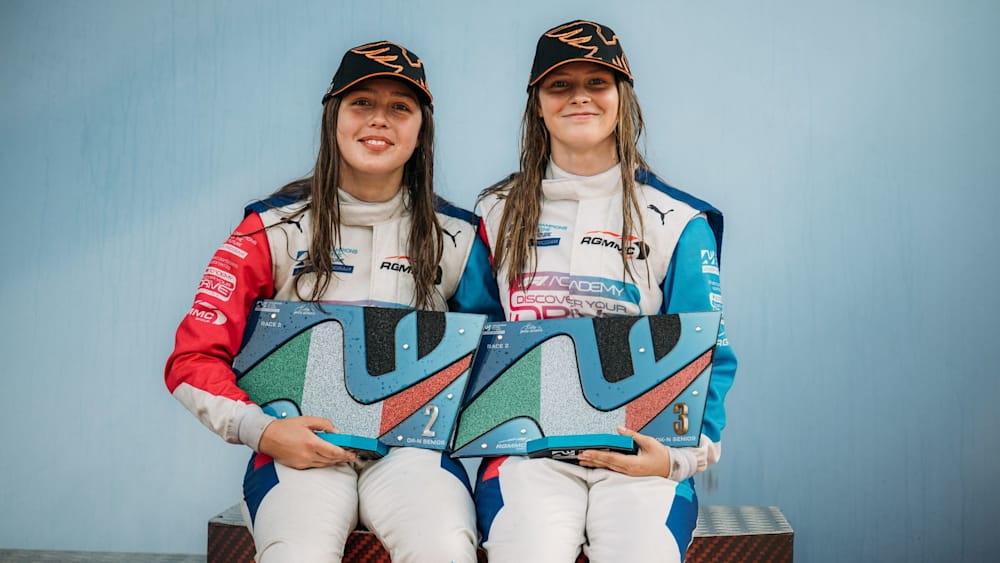 Kowalczyk left and Battig right scored a second double podium finish for the F1 ACADEMY DISCOVER YOUR DRIVE karters in the OK-N Senior category