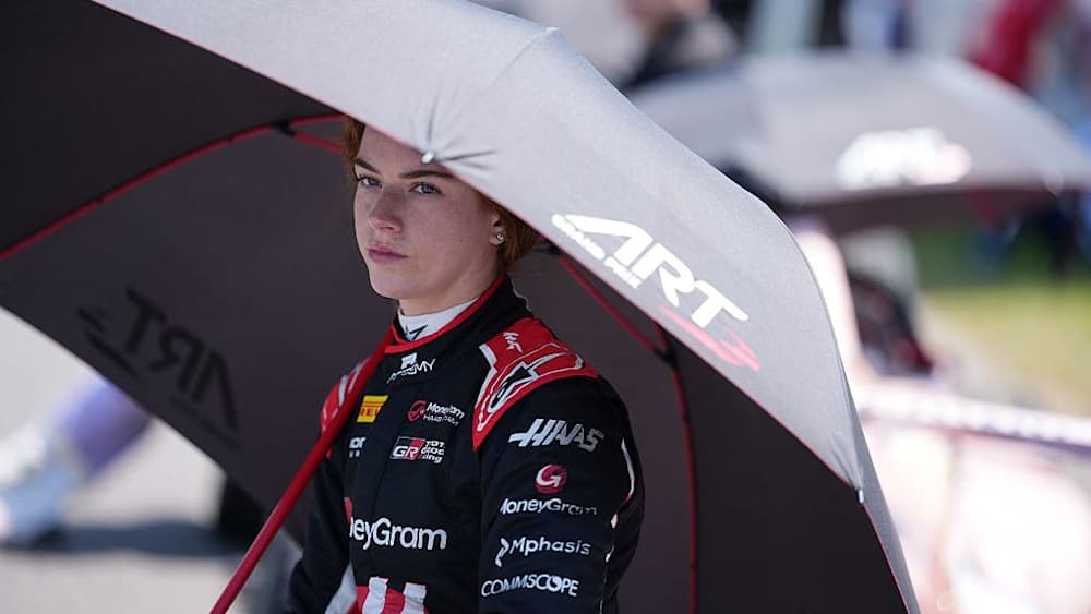 Crone emphasised the need to stay mentally sharp between sessions 