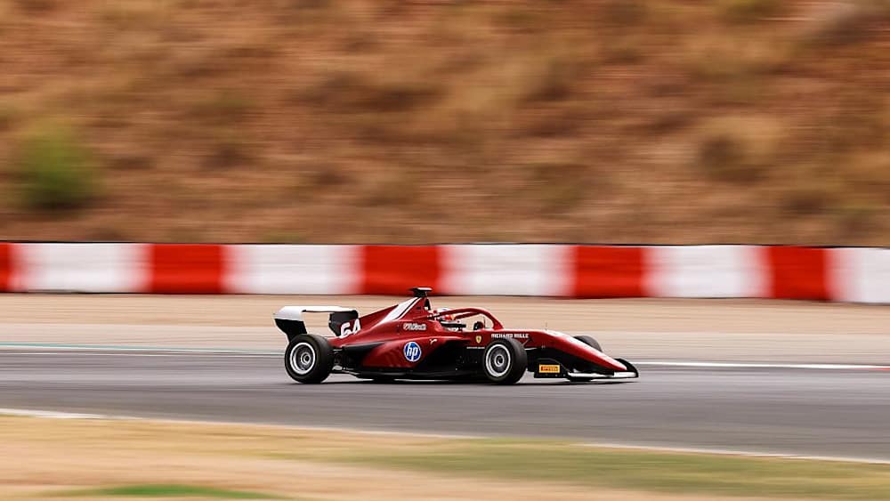 Weug completed 51 laps during her first visit to the Circuito de Navarra