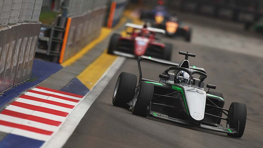 Pins advantage in the Drivers Standings has been slashed from 20 to nine points