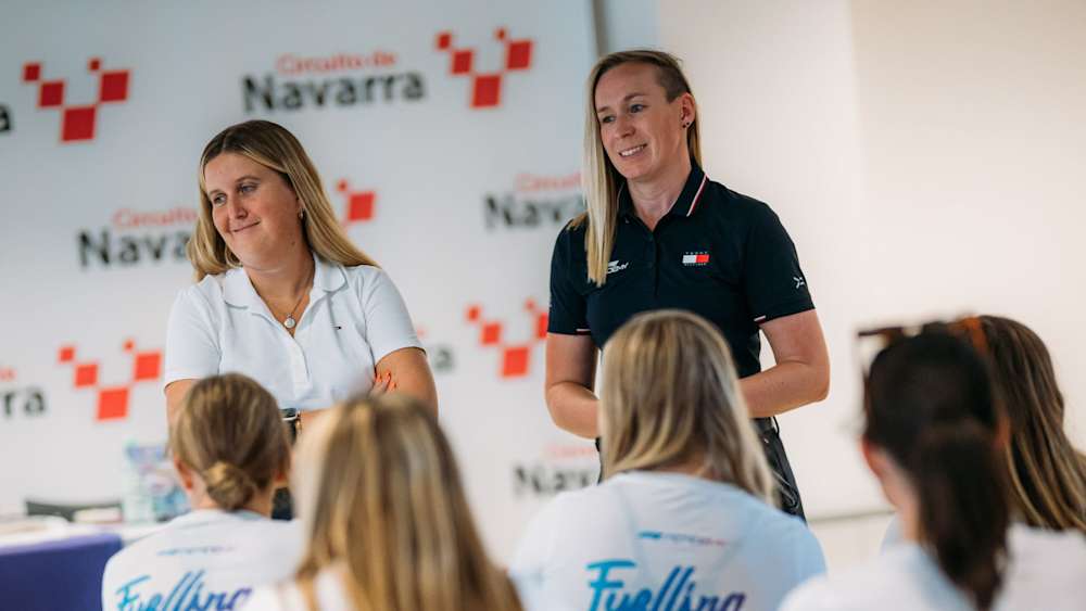 Her role involves assisting with session management and monitoring including Safety Car deployment flags and track limits