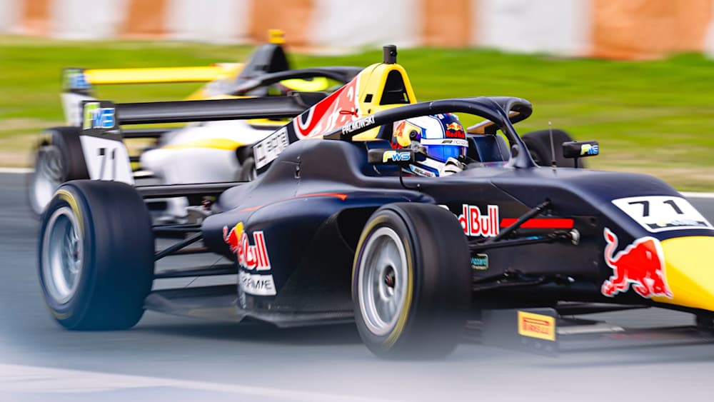 Palmowski marked her first time back behind the wheel since the 2025 F1 ACADEMY season finale in Las Vegas Image Credit GEDLICH Racing