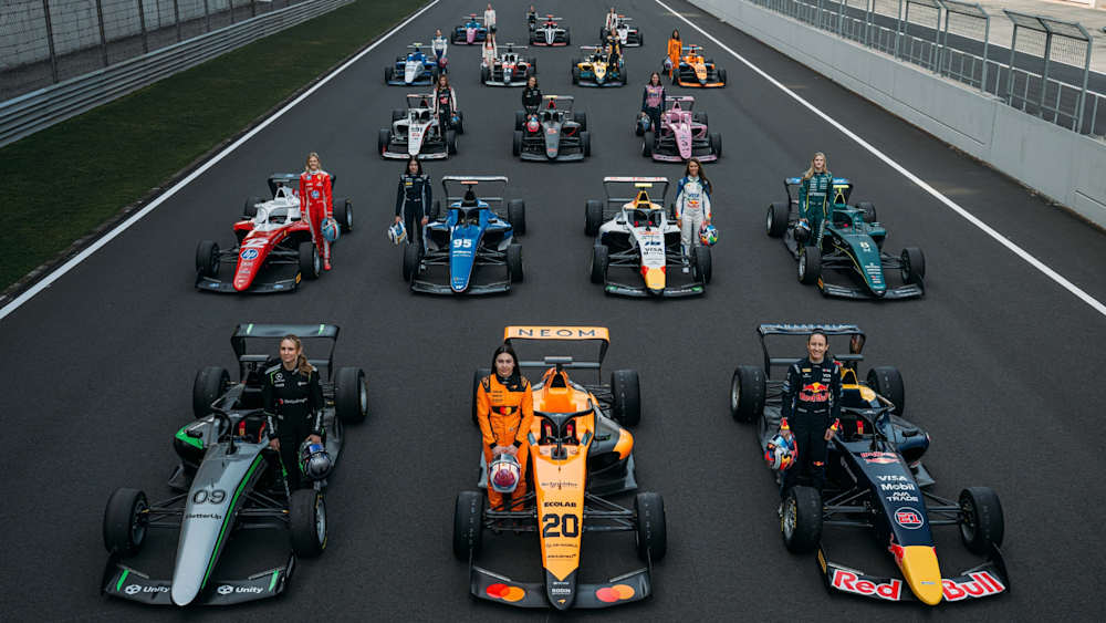 Who will be crowned the 2026 F1 ACADEMY Champion?
