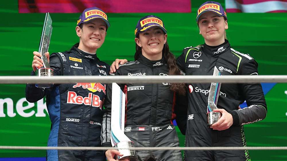 The Opening Race and Feature Race will award the same number of points to the top 10 drivers