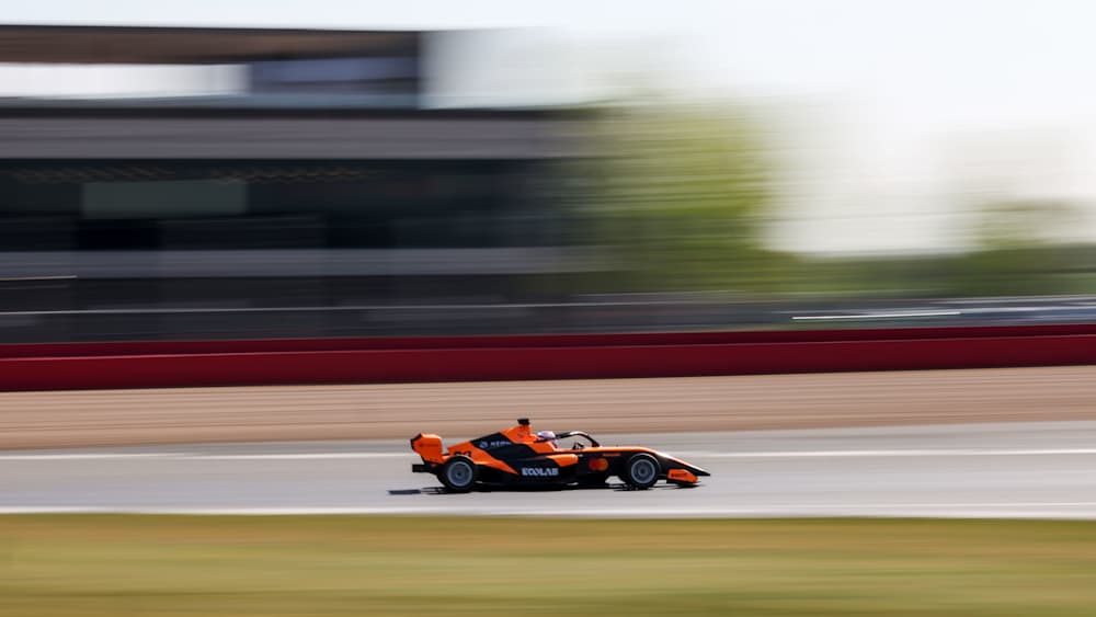 Lloyd was fastest in the morning session by 0.023s to Palmowski