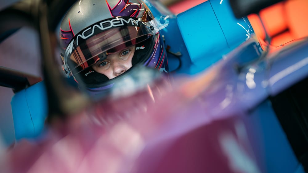 Robertson scored her first points of the season on home soil in the Silverstone Reverse Grid Race