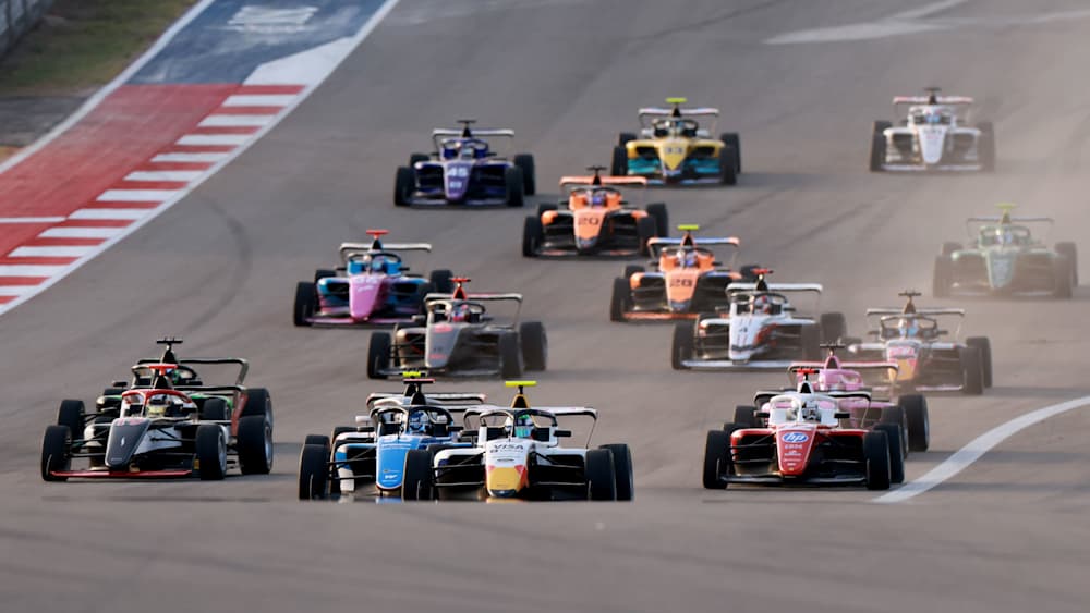 Ferreira and Jacquet fought over the lead before making contact on the opening lap