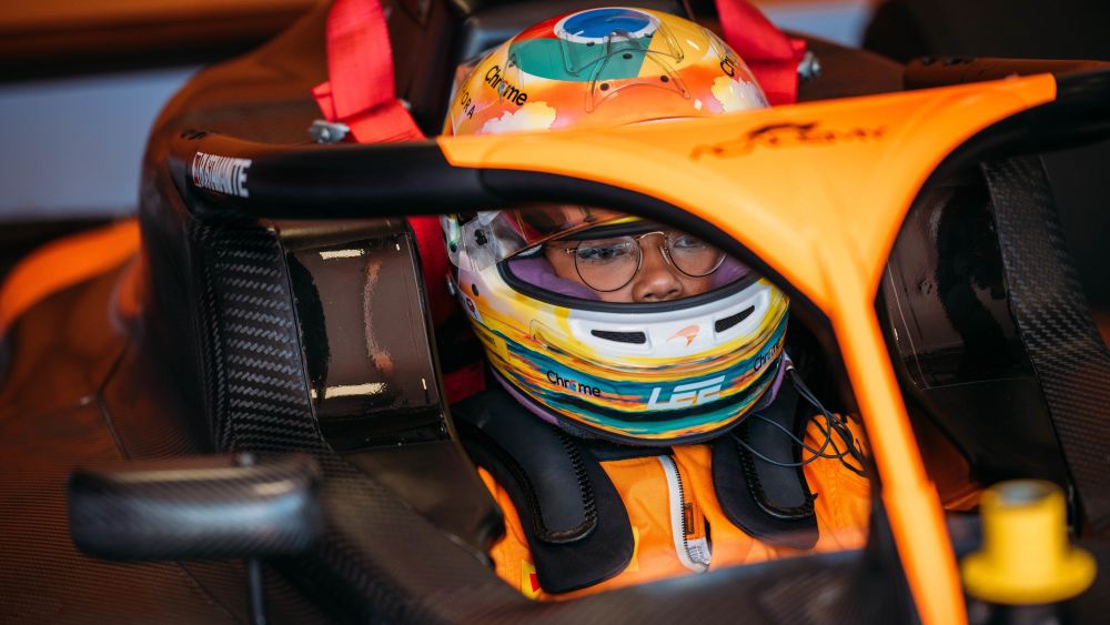 The McLaren drivers pace remained strong throughout Race 1 with Bustamante setting the fastest lap on Lap 10