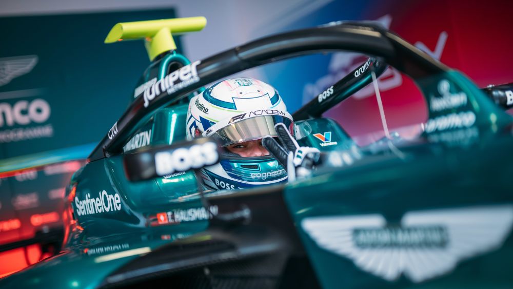 Rocking the Aston Martin green Hausmann scored points on her F1 ACADEMY debut in Jeddah