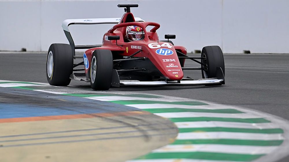 Weug recorded the highest average position across the the test with a average finish of 2.6