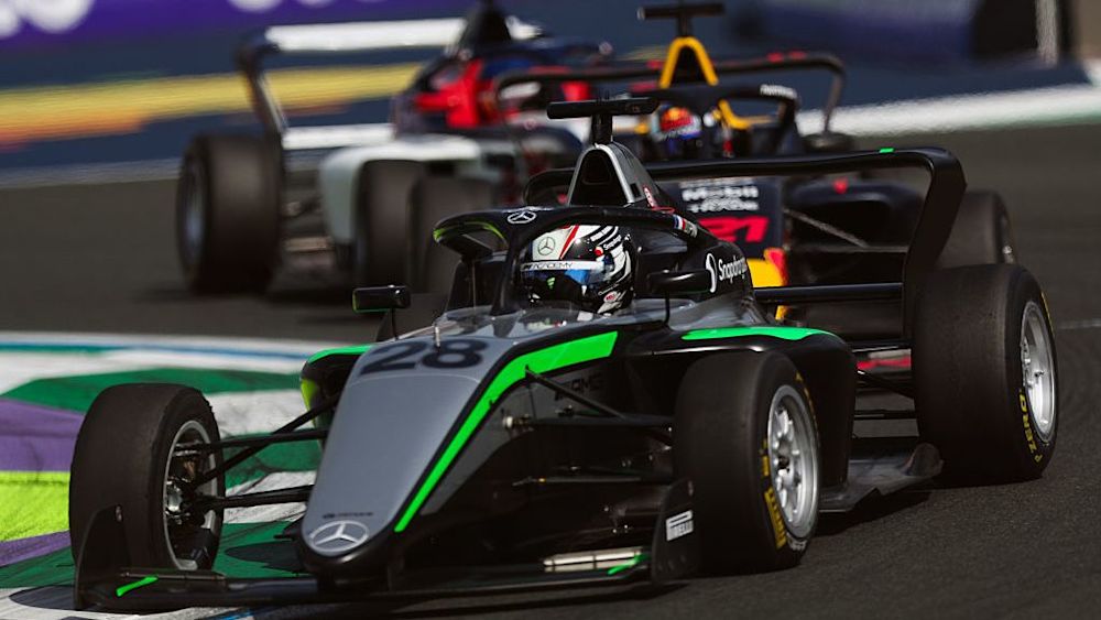 Pin finished 0.065s behind second-place Chambers  