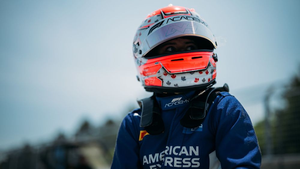 Growing up Havrda was a competitive swimmer who dreamed of participating in the Olympics