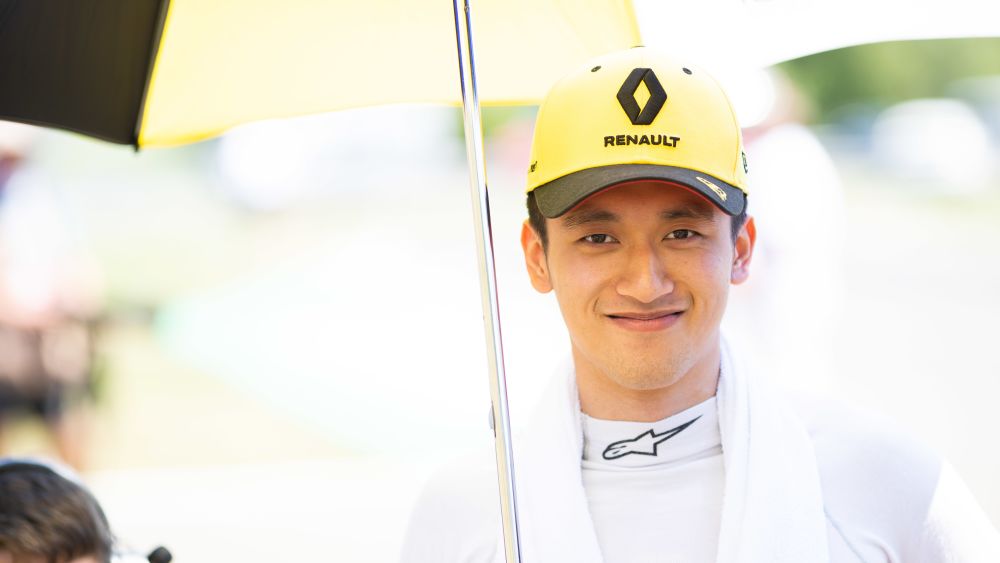 Guanyu Zhou becomes Renault F1 test driver