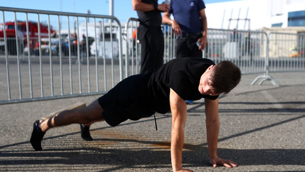 Zendeli will start the Feature Race from 17th