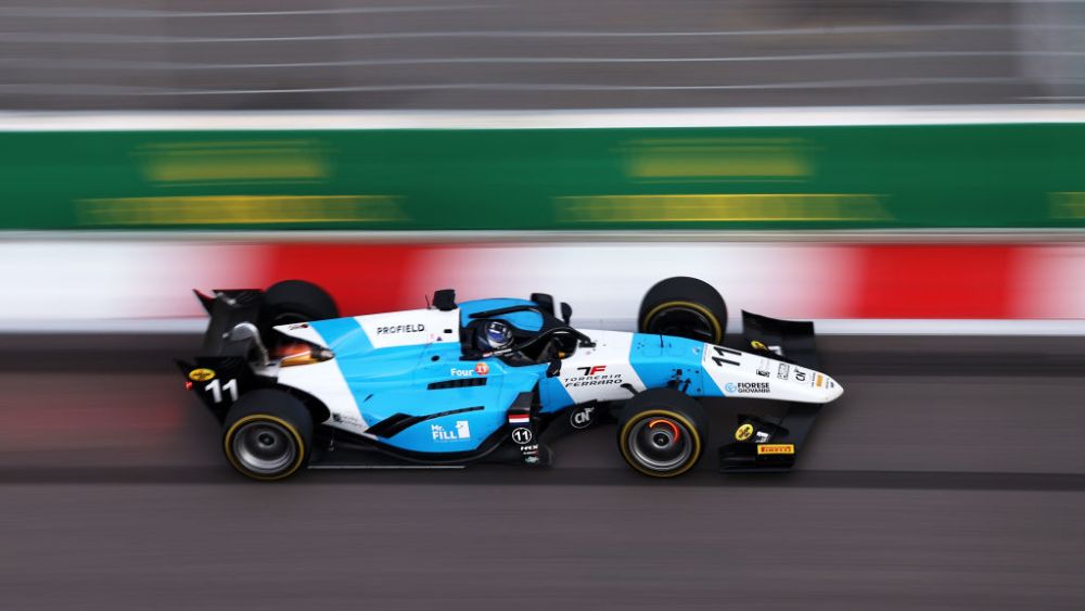 Verschoor finished both races in P8