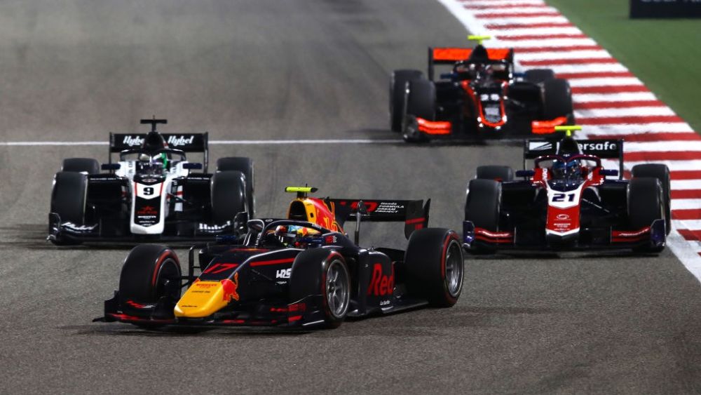 Iwasa drove from last to eighth in the Sprint Race