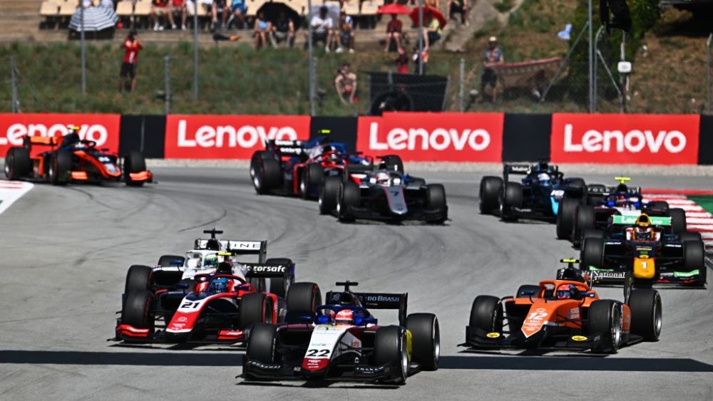 After clearing Fittipaldi Novalak scythed his way through the pack