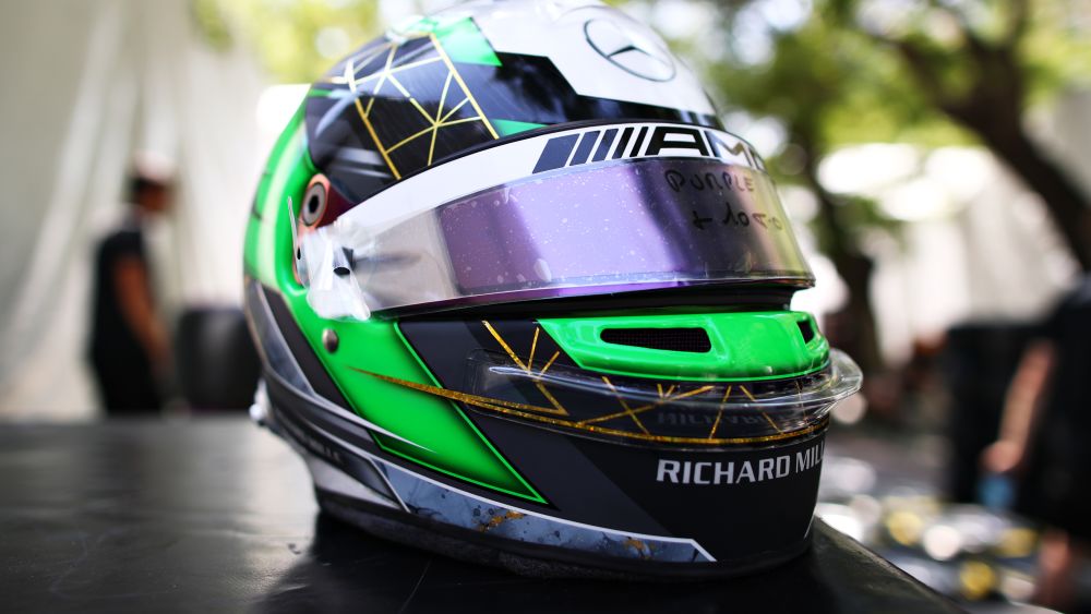 Nice helmet design shop