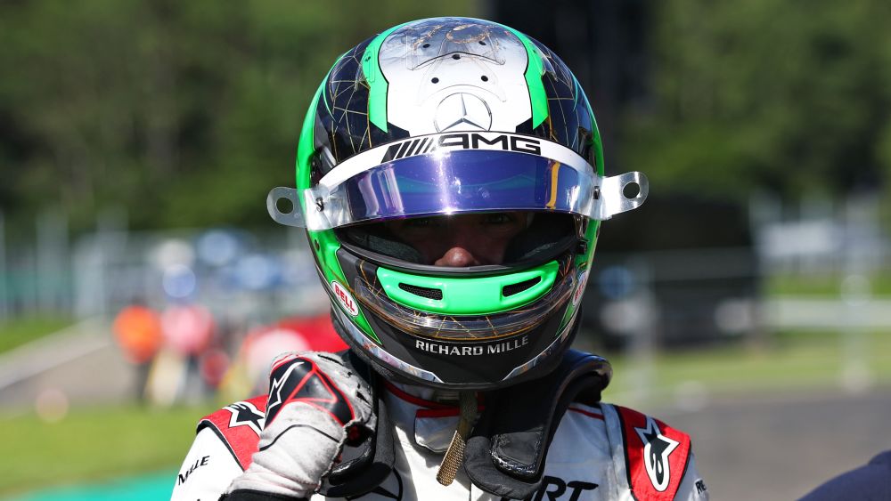QUALIFYING Vesti vanquishes Qualifying struggles to claim maiden F2 pole