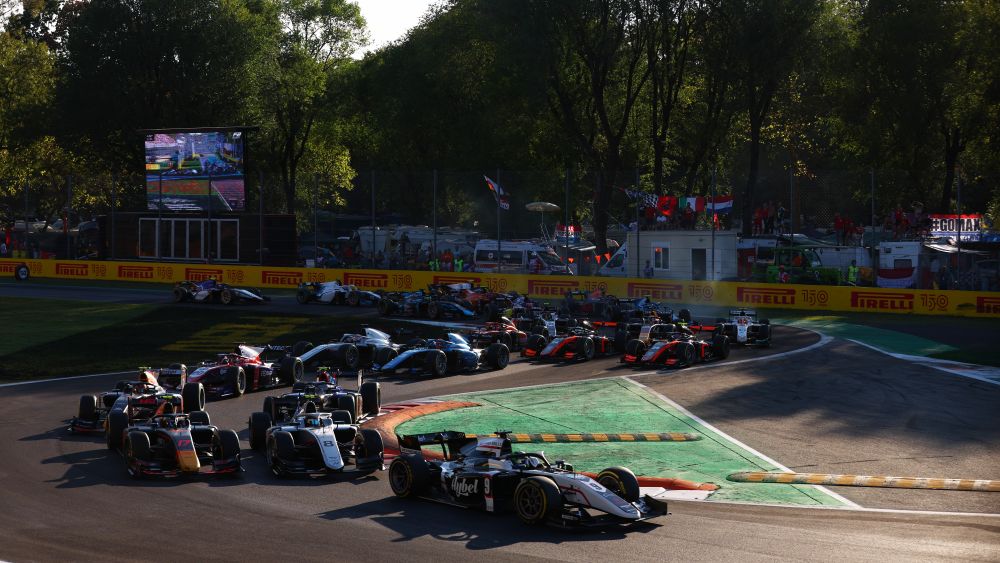 SPRINT RACE: Vips breezes to victory as Drugovich claims 2022 F2 title