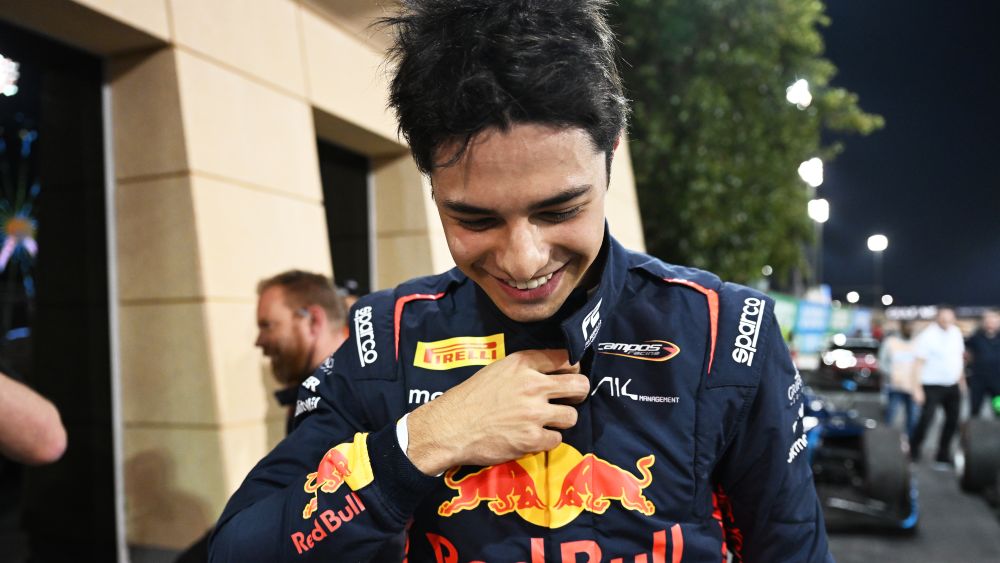 Martí came through the field from 11th to finish third in the Sprint Race