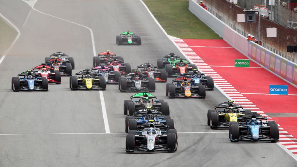 Aron held onto the lead at the start while Hadjar surged up the order from P11 on the grid