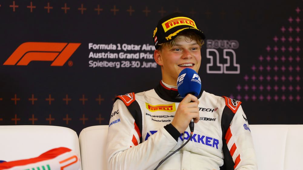 Hitech Pulse-Eights Aron currently leads the Drivers Championship