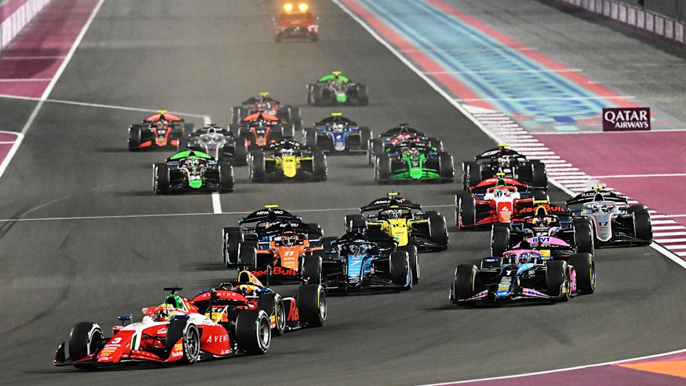 Bearman retained the lead at lights out but Hadjar was quickly through in the opening laps